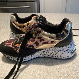 Steve Madden animal sneakers- size 7